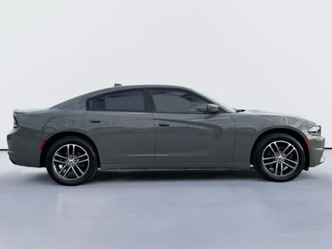 Photos of 2019 Dodge Charger SXT for sale in Morristown, TN at Lakeway Auto Sales