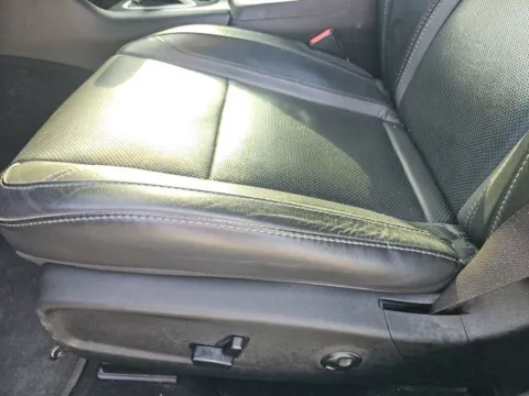 More photos of 2019 Dodge Charger SXT at Lakeway Auto Sales, TN