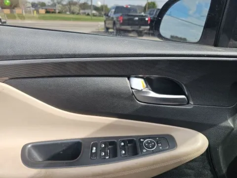 More photos of 2022 Hyundai Santa Fe SEL at Lakeway Auto Sales, TN