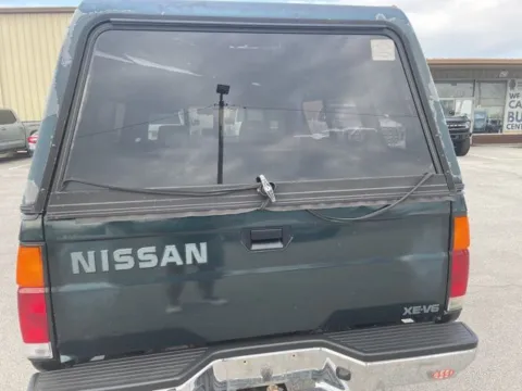 More photos of 1994 Nissan Truck XE at Lakeway Auto Sales, TN