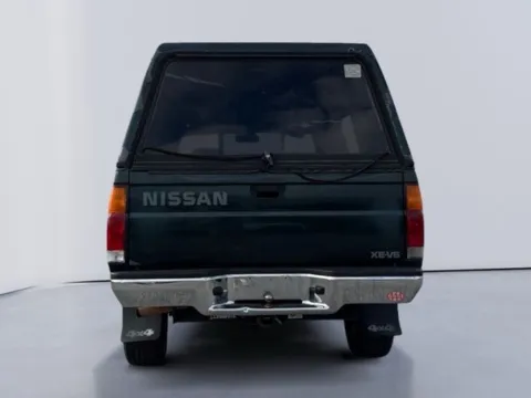 More photos of 1994 Nissan Truck XE at Lakeway Auto Sales, TN