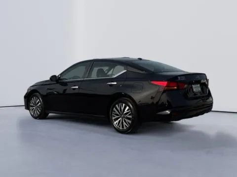 More photos of 2025 Nissan Altima 2.5 SV at Lakeway Auto Sales, TN