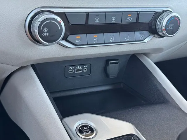 2025 Nissan Altima SV - Photo 13