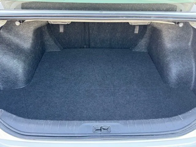 2025 Nissan Altima SV - Photo 19