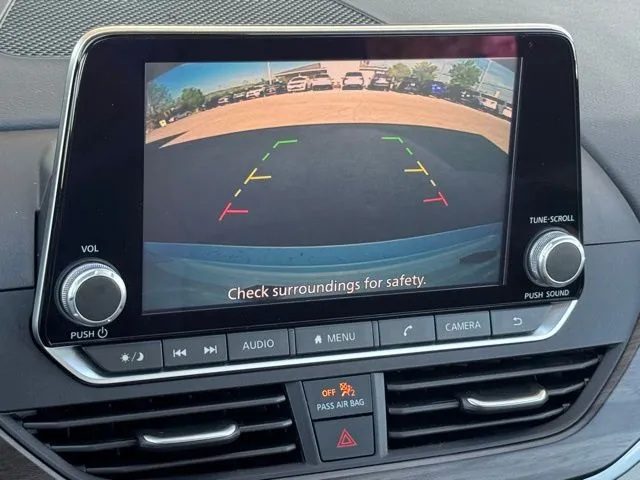 2025 Nissan Altima SV - Photo 12