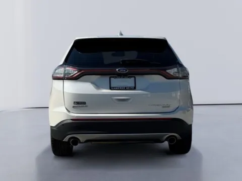 More photos of 2018 Ford Edge Titanium at Lakeway Auto Sales, TN