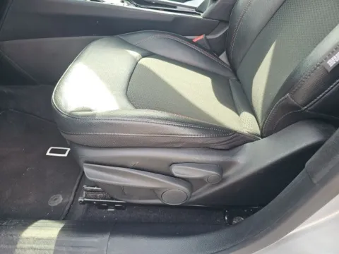 More photos of 2025 Jeep Compass Trailhawk at Lakeway Auto Sales, TN