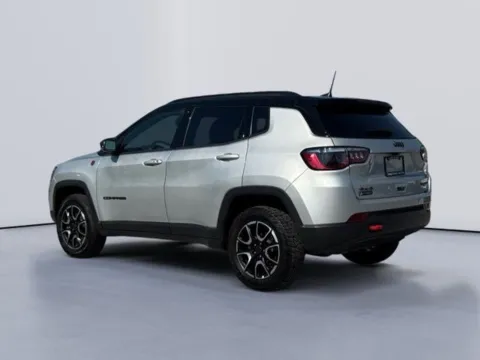 More photos of 2025 Jeep Compass Trailhawk at Lakeway Auto Sales, TN