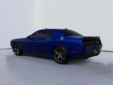 More photos of 2019 Dodge Challenger R/T at Lakeway Auto Sales, TN