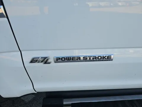 More photos of 2022 Ford F-250SD Lariat at Lakeway Auto Sales, TN