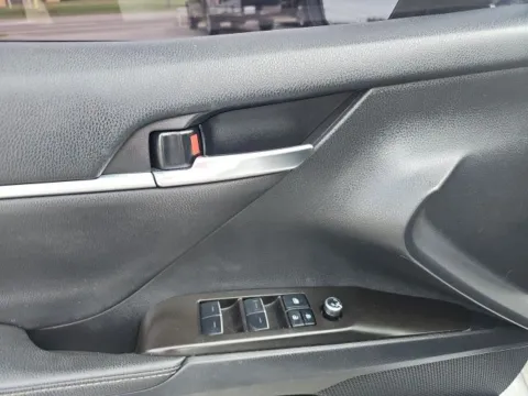 More photos of 2022 Toyota Camry XSE at Lakeway Auto Sales, TN