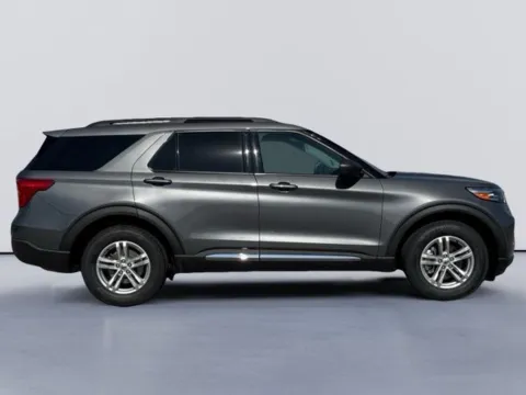 Photos of 2022 Ford Explorer XLT for sale in Morristown, TN at Lakeway Auto Sales