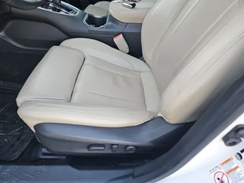 More photos of 2020 Subaru Legacy Limited at Lakeway Auto Sales, TN