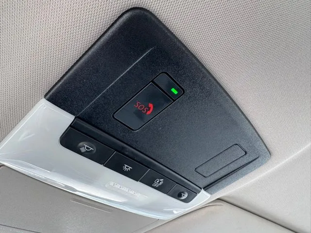 2025 Nissan Altima SV - Photo 15