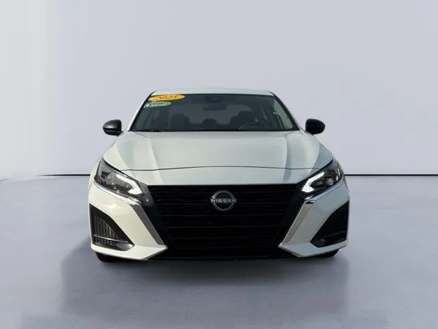 2025 Nissan Altima SV - Photo 8
