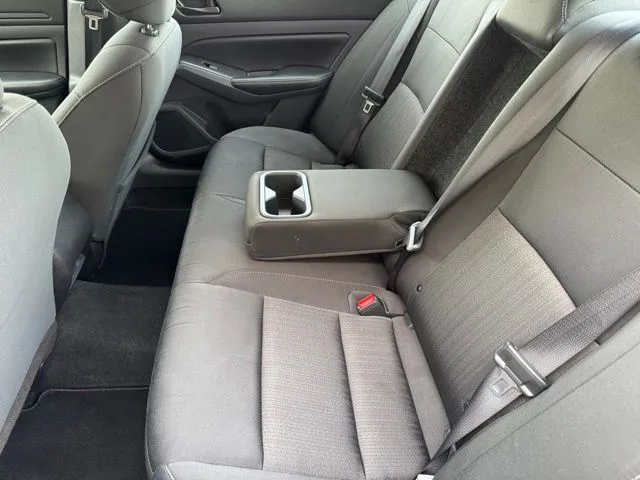 2025 Nissan Altima SV - Photo 23
