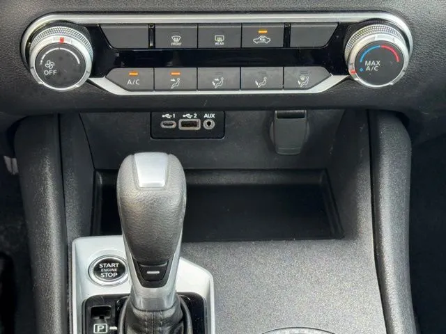 2025 Nissan Altima SV - Photo 10