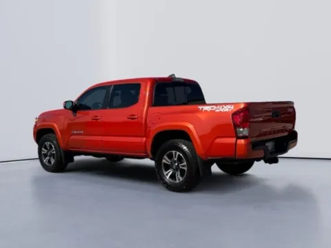 More photos of 2017 Toyota Tacoma TRD Sport at Lakeway Auto Sales, TN