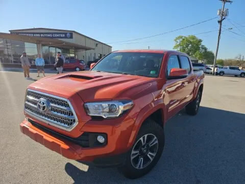 Photos of 2017 Toyota Tacoma TRD Sport for sale in Morristown, TN at Lakeway Auto Sales