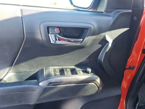 More photos of 2017 Toyota Tacoma TRD Sport at Lakeway Auto Sales, TN