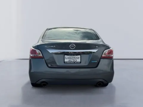 More photos of 2014 Nissan Altima 2.5 S at Lakeway Auto Sales, TN