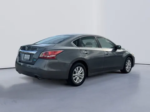 Another view of 2014 Nissan Altima 2.5 S for sale in Morristown, TN at Lakeway Auto Sales