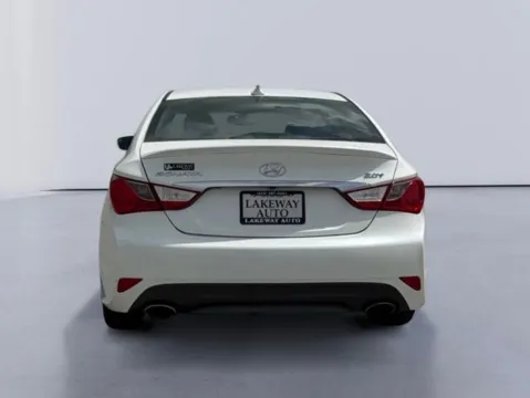 More photos of 2014 Hyundai Sonata SE at Lakeway Auto Sales, TN