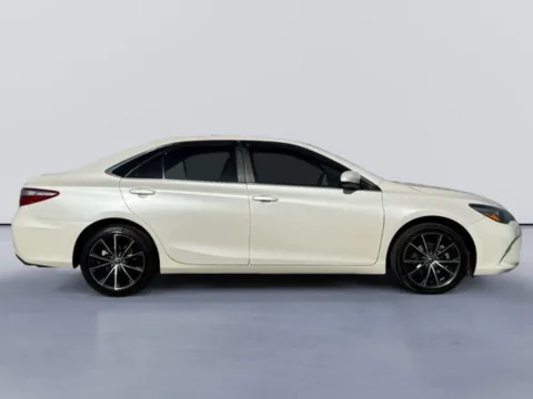 Photos of 2015 Toyota Camry XSE for sale in Morristown, TN at Lakeway Auto Sales