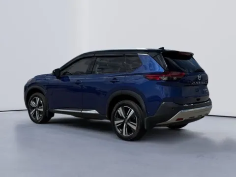 More photos of 2021 Nissan Rogue Platinum at Lakeway Auto Sales, TN