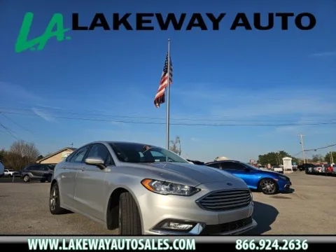 Silver 2017 Ford Fusion SE for sale in Morristown, TN