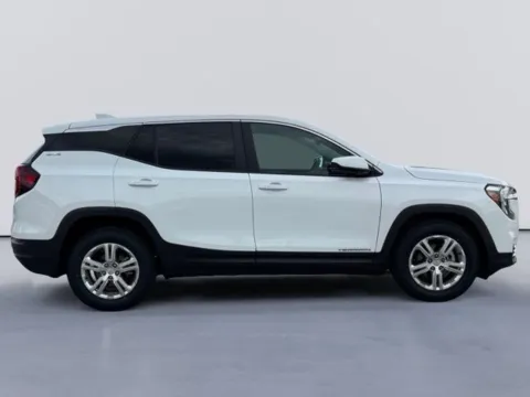 Photos of 2024 GMC Terrain SLE for sale in Morristown, TN at Lakeway Auto Sales