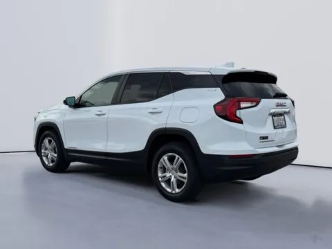 More photos of 2024 GMC Terrain SLE at Lakeway Auto Sales, TN