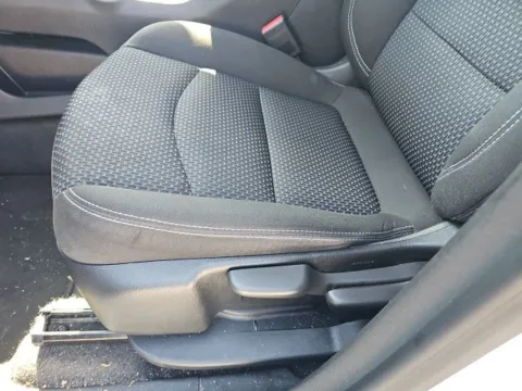 More photos of 2024 GMC Terrain SLE at Lakeway Auto Sales, TN