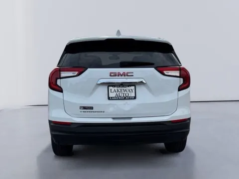 More photos of 2024 GMC Terrain SLE at Lakeway Auto Sales, TN