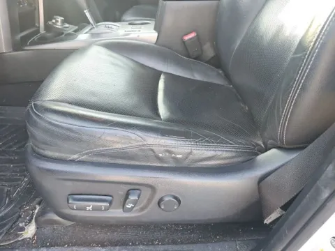 More photos of 2014 Toyota 4Runner Limited at Lakeway Auto Sales, TN