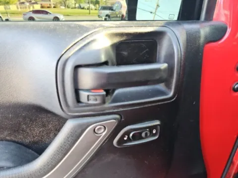 More photos of 2014 Jeep Wrangler Unlimited Sport at Lakeway Auto Sales, TN