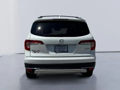 More photos of 2022 Honda Pilot Touring at Lakeway Auto Sales, TN