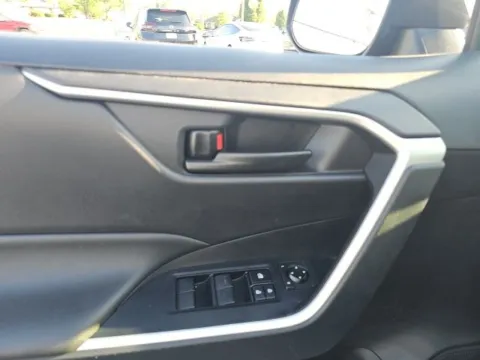 More photos of 2022 Toyota RAV4 Hybrid LE at Lakeway Auto Sales, TN