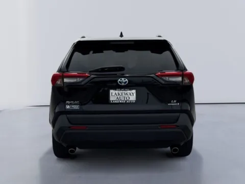 More photos of 2022 Toyota RAV4 Hybrid LE at Lakeway Auto Sales, TN