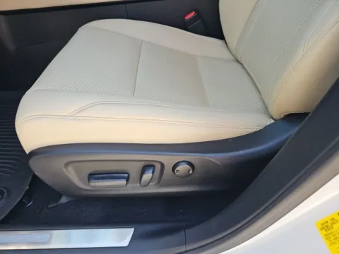 More photos of 2022 Lexus RX 350 at Lakeway Auto Sales, TN