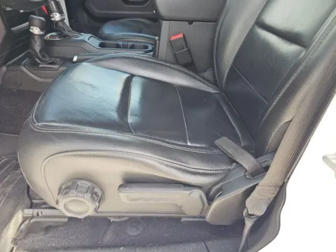 More photos of 2021 Jeep Wrangler Unlimited Sahara Altitude at Lakeway Auto Sales, TN