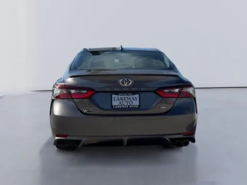 More photos of 2022 Toyota Camry SE at Lakeway Auto Sales, TN