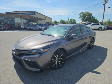 Photos of 2022 Toyota Camry SE for sale in Morristown, TN at Lakeway Auto Sales
