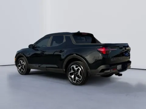 More photos of 2022 Hyundai Santa Cruz Limited at Lakeway Auto Sales, TN