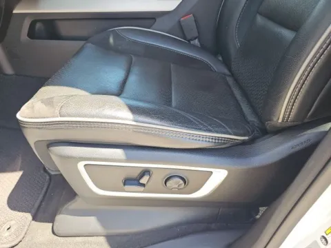 More photos of 2019 Ram 1500 Laramie at Lakeway Auto Sales, TN