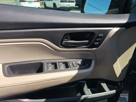 More photos of 2019 Honda Odyssey EX-L at Lakeway Auto Sales, TN