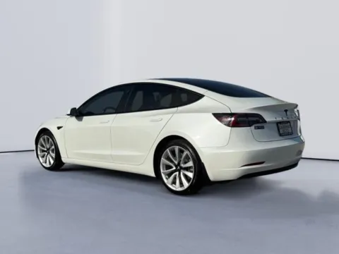 More photos of 2021 Tesla Model 3 Standard Range Plus at Lakeway Auto Sales, TN