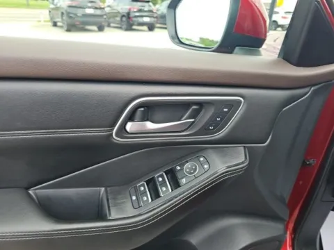 More photos of 2021 Nissan Rogue SL at Lakeway Auto Sales, TN