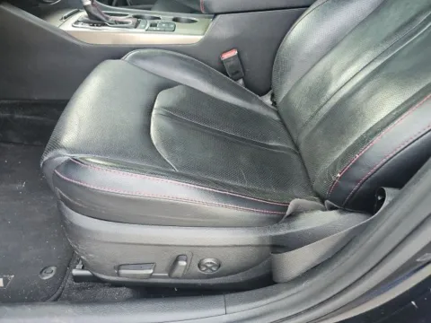 More photos of 2018 Kia Optima SX at Lakeway Auto Sales, TN