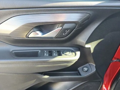 More photos of 2022 GMC Terrain SLE at Lakeway Auto Sales, TN